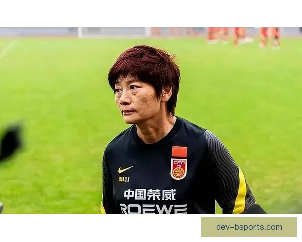 水庆霞带领中国女足勇夺亚洲杯冠军重回亚洲之巅再创辉煌