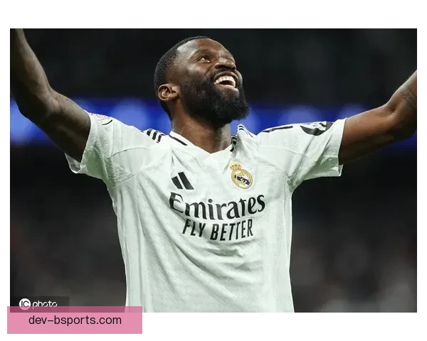 申花勇夺2024中国超级杯展现顽强拼搏精神