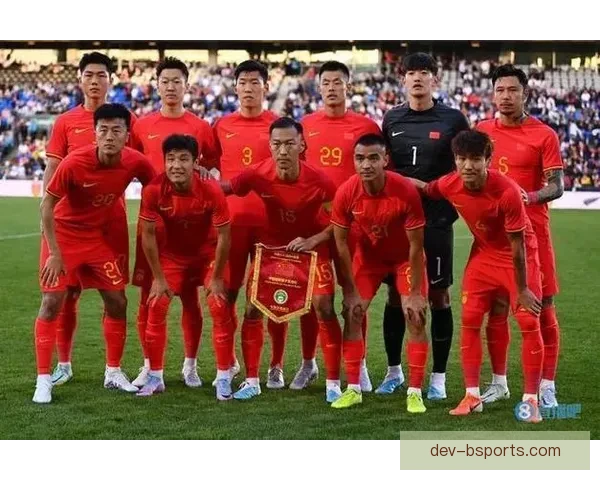 中国男足调整大名单 主帅提拔两名05后小将进入一队考察